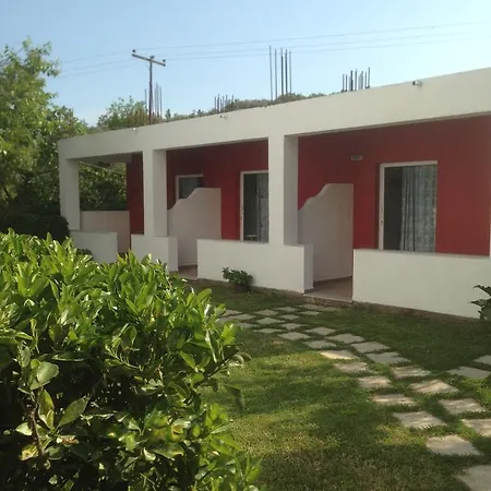 Hebes Studios * Kávos