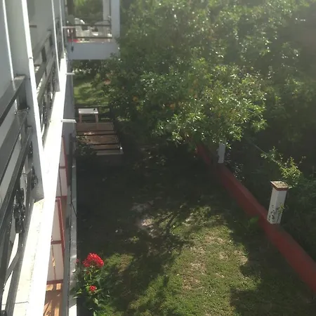 Hebes Studios * Kávos